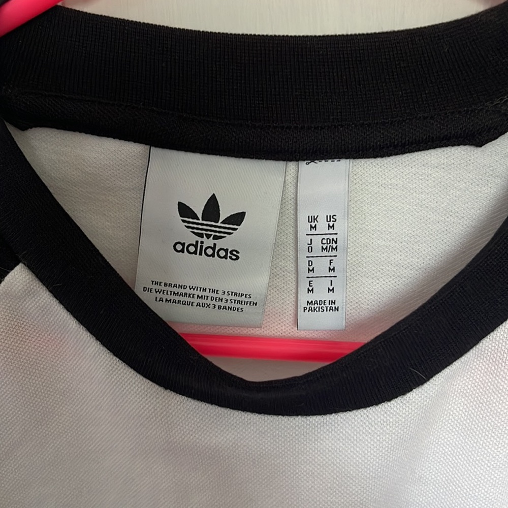 Adidas - Picture 2 of 2